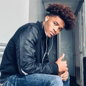 Meet your Posher, Drew